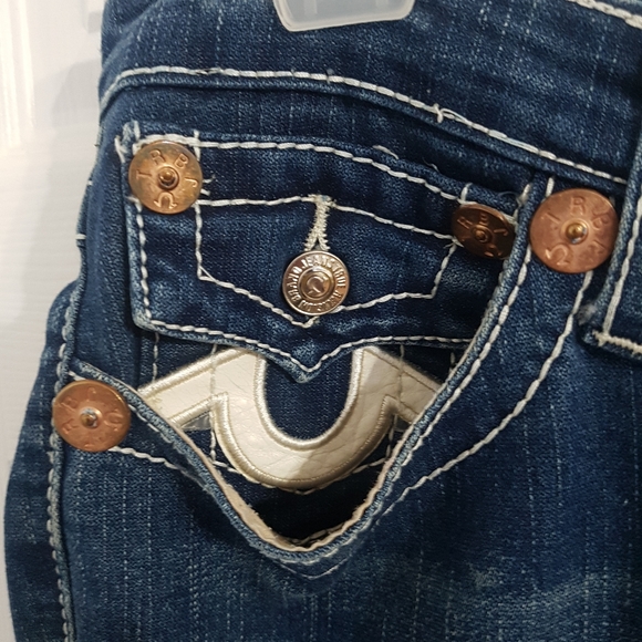 Blue Jeans - Picture 3 of 5